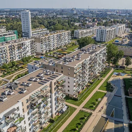 Stadion With Parking By Renters *
